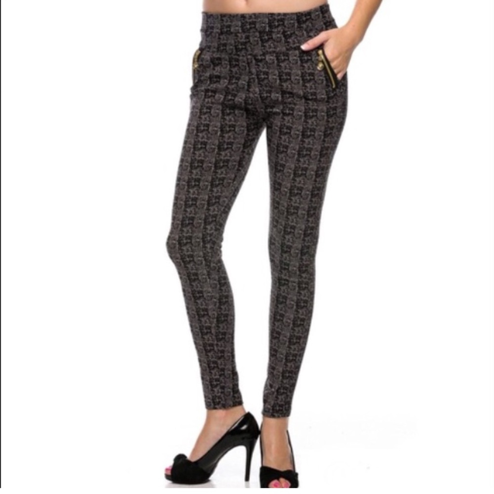 NWT “Jackie O” Black Patterned Women's Pants